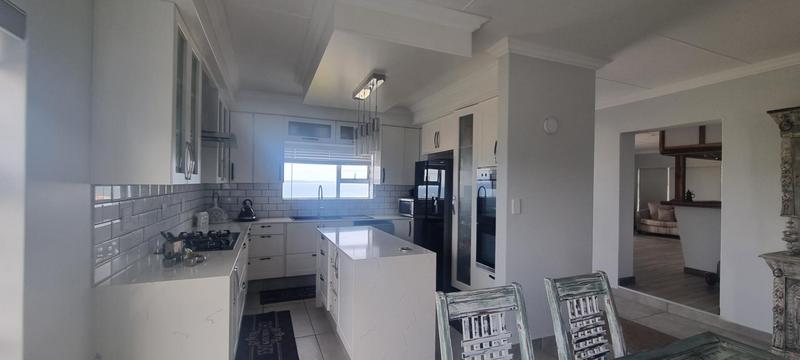 4 Bedroom Property for Sale in Dana Bay Western Cape